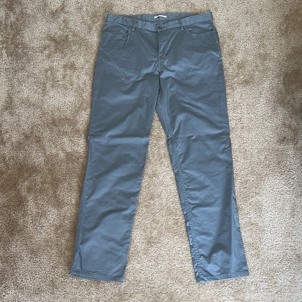 Calvin Klein khakis size 34x32 authentic five pocket slim fit